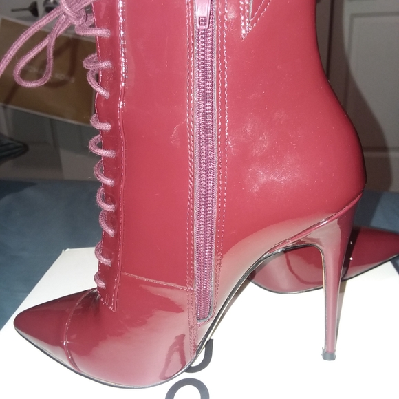 Laced up booties - Picture 4 of 7